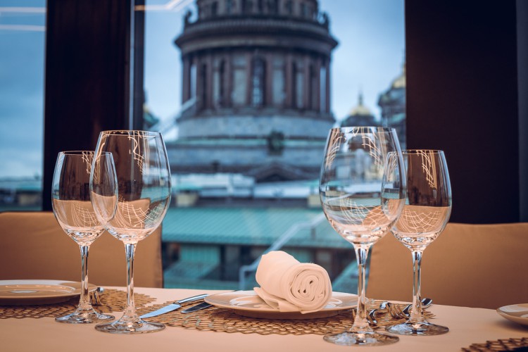 "Office Gourmet": business breakfast in the lounge area of the hotel W St.Petersburg